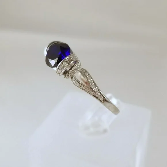 2ct Horizontal Lab Created Sapphire Ring - Picture 4 of 7